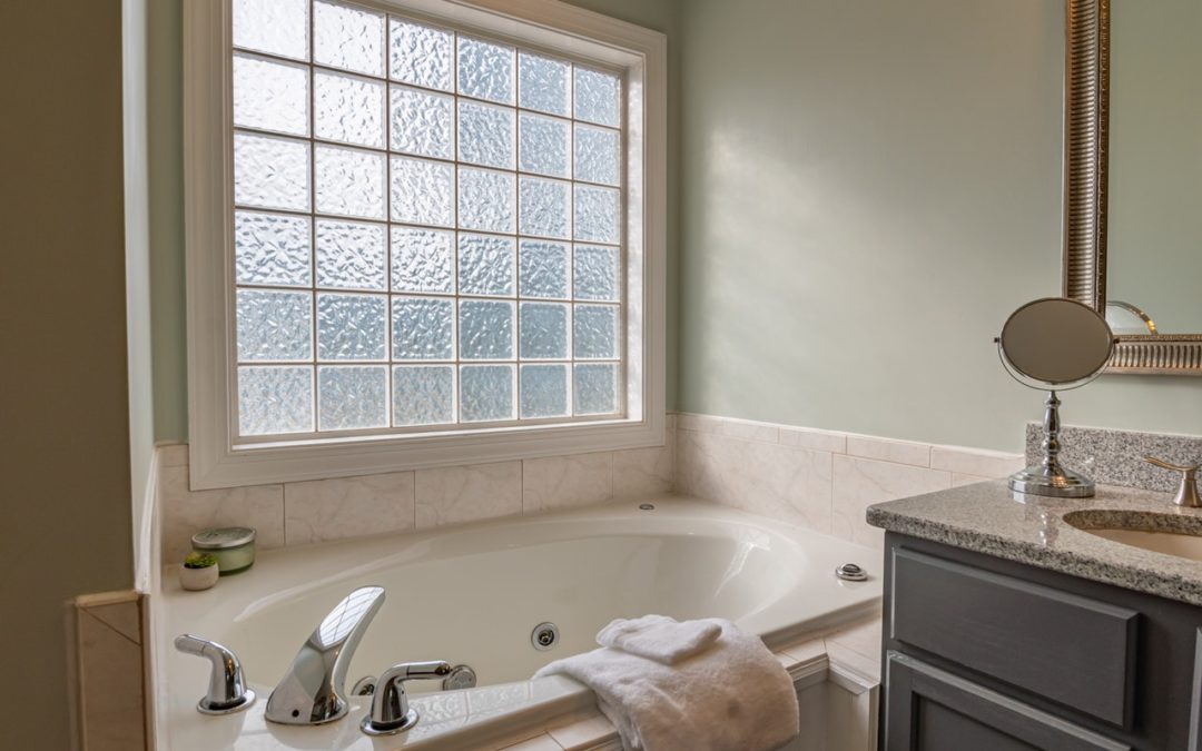 getting rid of mold in bathrooms